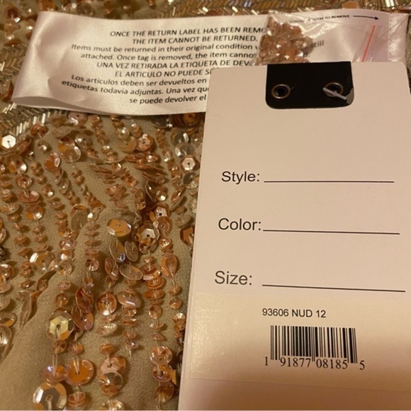 MAC DUGGA Sequined Sleeveless V-Neck Midi Sheath Dress in Nude Size 12 - Picture 4 of 5